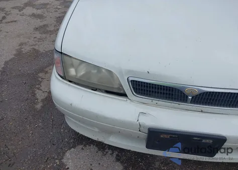 2002 Infiniti G20 Luxury z USA, uszkodzony, nr VIN JNKCP11A32T504273